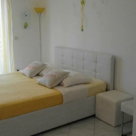 Rosana Apartment Rabac