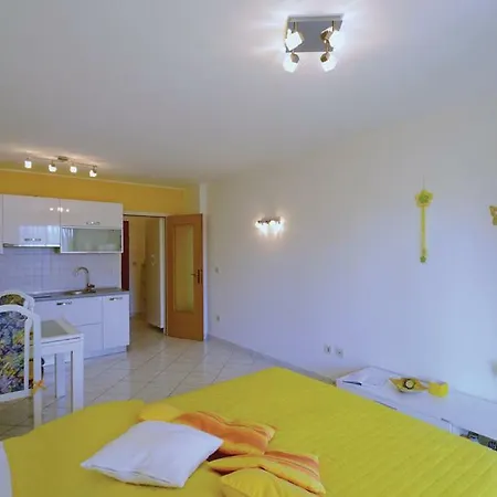 Rosana Apartment
